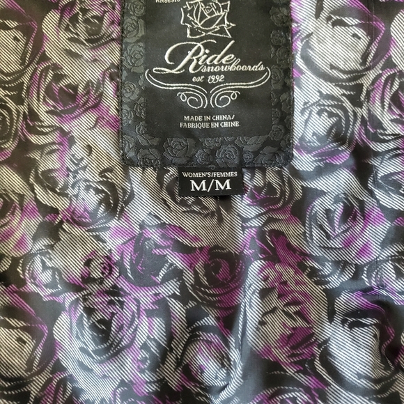 Pre loved-Ride Snowboard Jacket (Medium) Rose - Picture 3 of 10